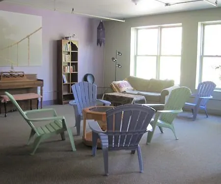 The Burlington Hostel-3